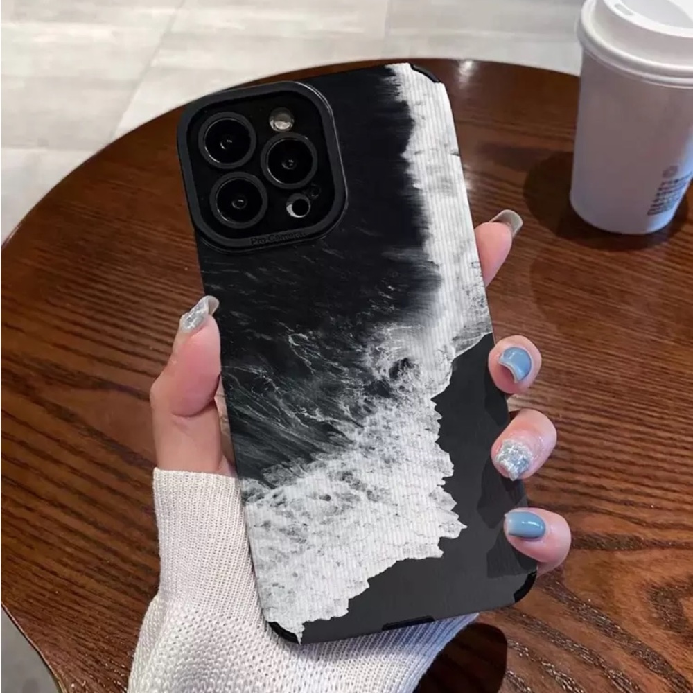 ⚠️Clearance iPhone 13 Pro Black and White Ocean Wave Phone Case